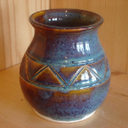 small vase sky ble:amber